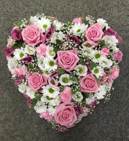 cœur de fleurs piqué