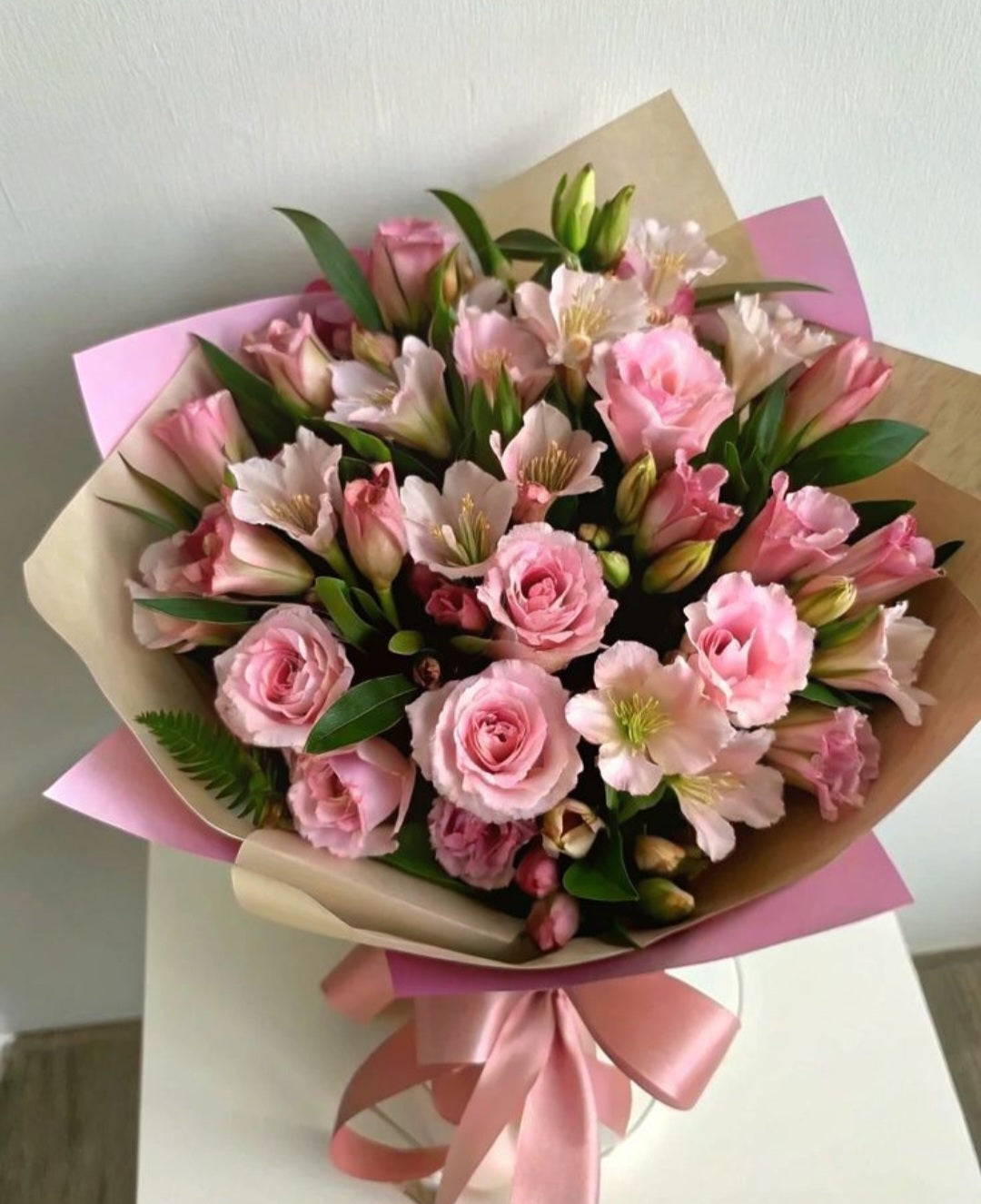 Bouquet : éclat de rosée